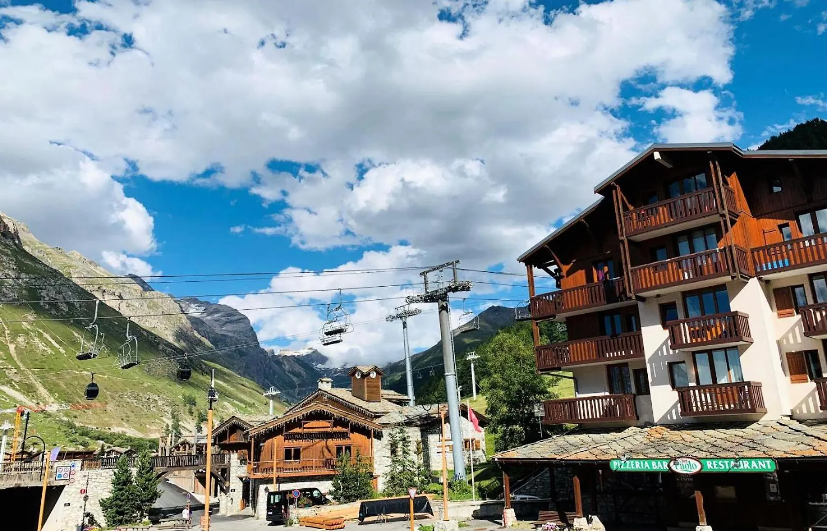 Residence Rond-Point Des Pistes III - Appartement 2 Pieces Pour 4 Personnes Situe A Val D'Isere, Skis Aux Pieds Et A 500M Du Centre Du Village, Navettes Gratuites Au Mae-1798 0*, Val-d'Isere France